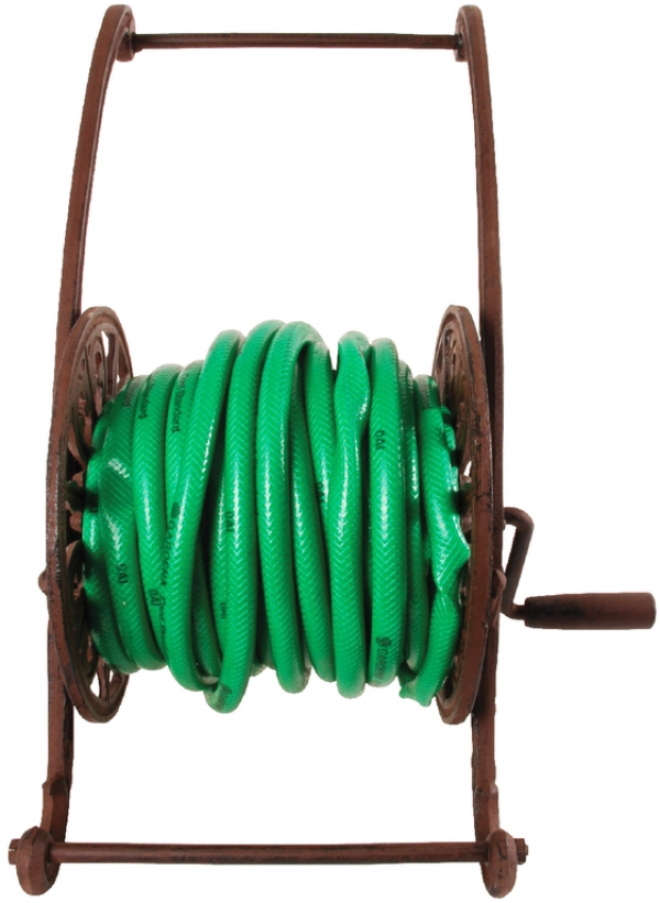 Navijak na hadicu liatinový 38x50x27cm