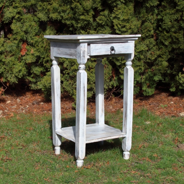 Nočný stolík biely 70x40x40cm