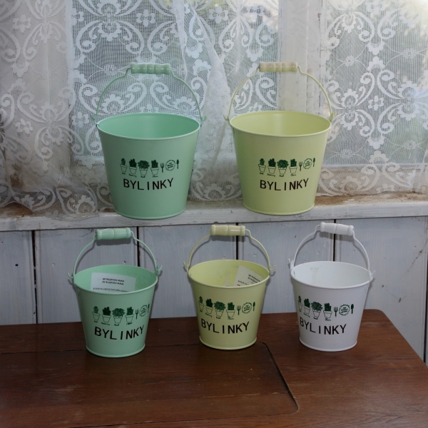 Obal na kvetináč vedierko svetlo zelený 14×10,5×12cm