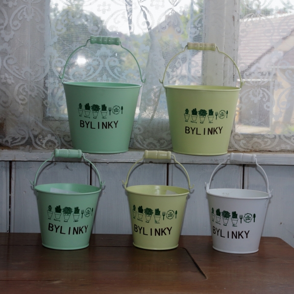 Obal na kvetináč vedierko svetlo zelený 17,5×13,5×16 cm