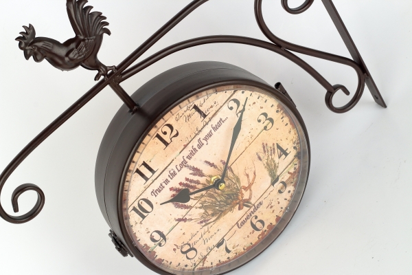 Obojstranné hodiny na konzole Provence