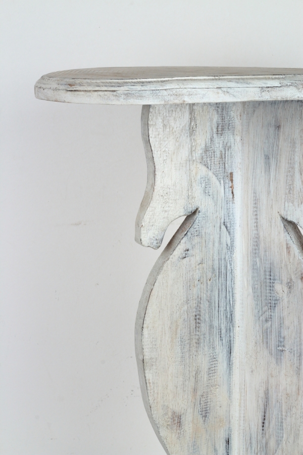 Odkladací stolík drevený okrúhly 76cm