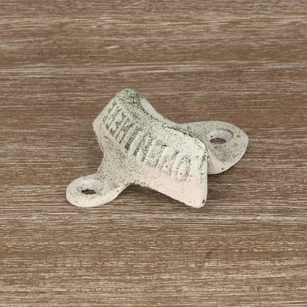 Otvárač na pivo na stenu