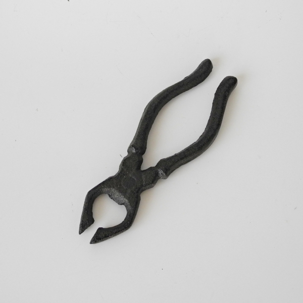 Otvárač na pivo pre elektrikárov