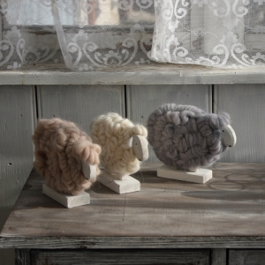 Ovce z vlny- béžová 12x18cm