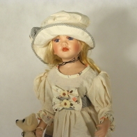 Bábika Gabriela 60cm