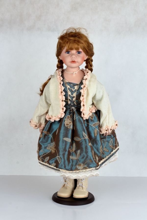 Bábika porcelánová Ofélia 68cm