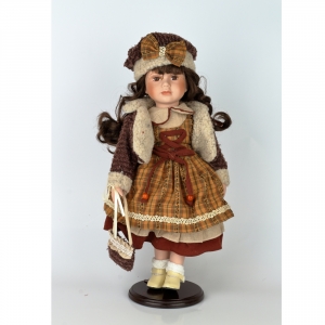 Bábika porcelánová s taškou 42 cm