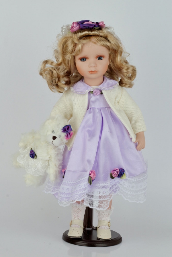 Bábika s porcelánovou hlavou Doubravka 53cm