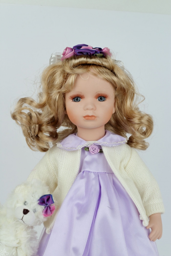 Bábika s porcelánovou hlavou Doubravka 53cm