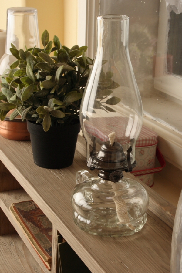 Petrolejová lampa číra 31cm