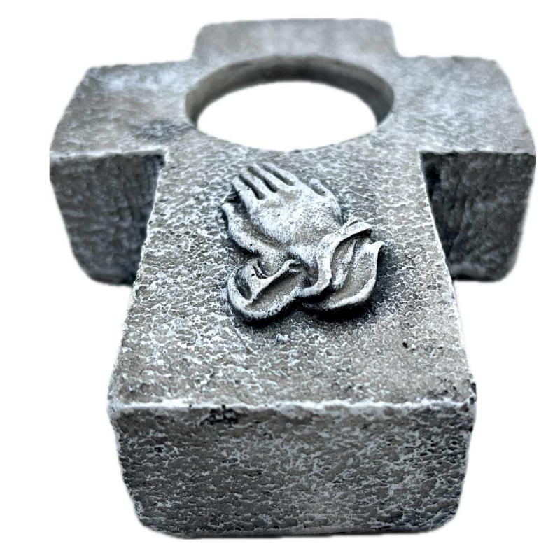 Pietny svietnik na hrob – kríž so zopätými rukami 14 × 10 cm