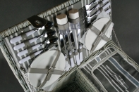 Piknikový kôš pre 4 osoby