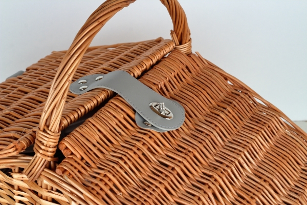 Piknikový kôš s chladiacim boxom pre 4 osoby natur