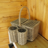 Piknikový kôš s držiakmi na fľaše vína