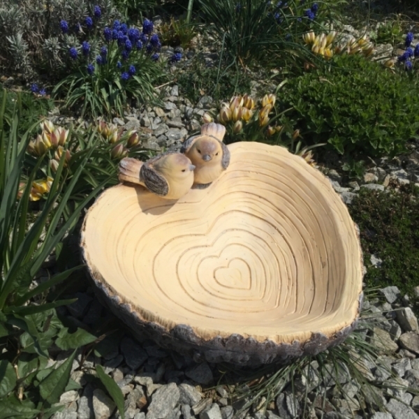 Napájadlo pre vtáčiky srdce