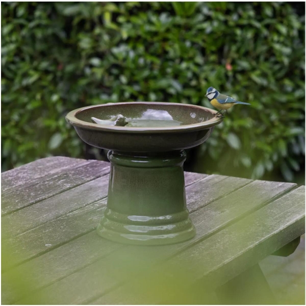 Pítko pre vtáky keramické 29 x 22 cm s vtáčikom