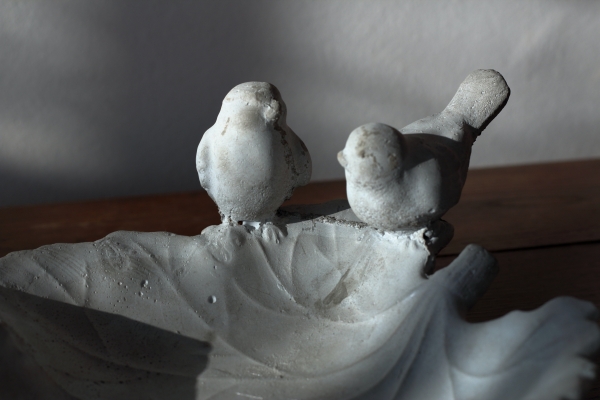 Pítko pre vtáky List 26 cm keramické