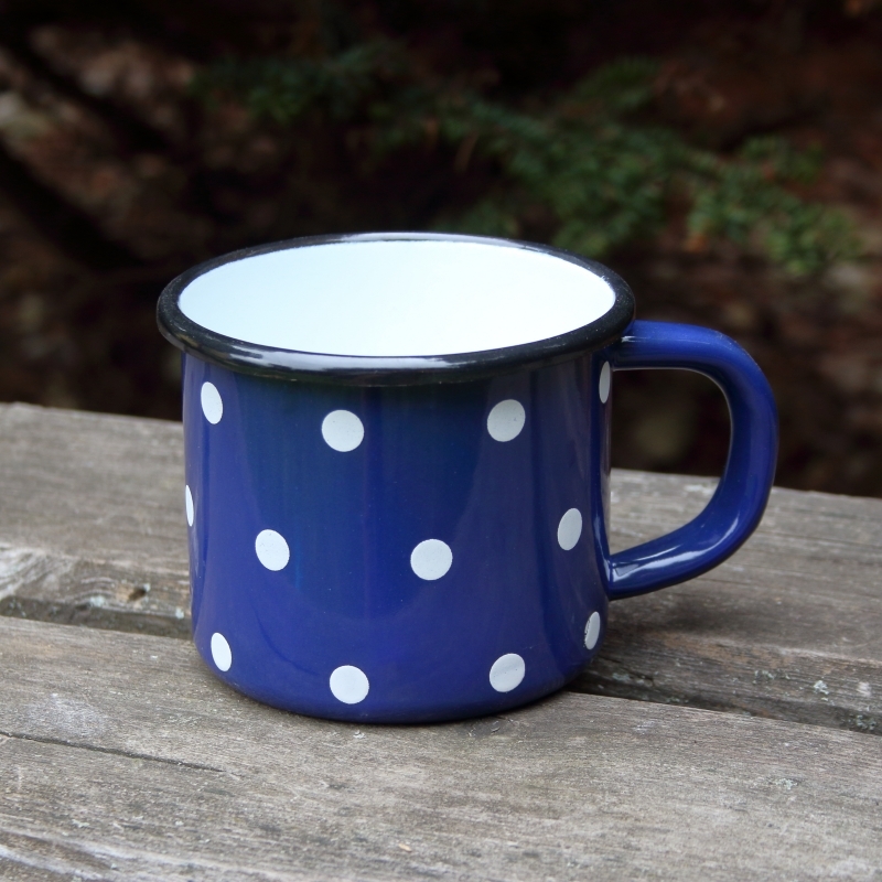 Plecháček modrý s bodkami 0,7l