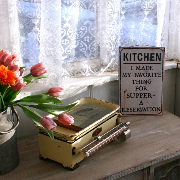 Plechová ceduľa KITCHEN 20x30cm