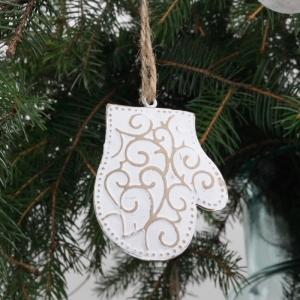 Plechová vianočná ozdoba rukavice s patinou 7x5cm