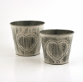 Plechové kvetináče so srdcom (set 2ks) 13 / 15cm