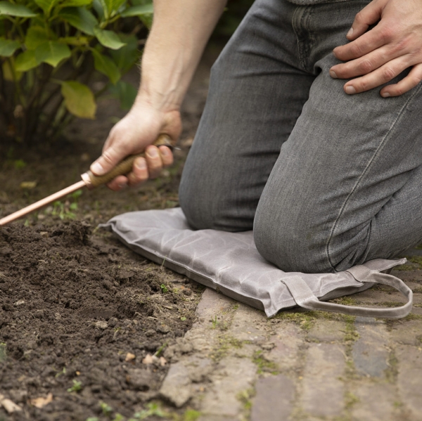 Podložka pod kolená 50 x 24,8 cm voskované plátno