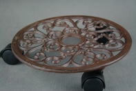 Podložka pod kvetináč na kolieskach