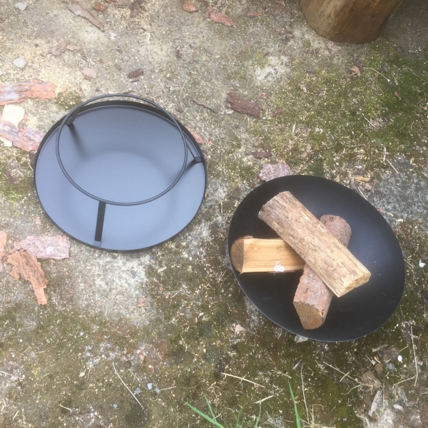 Podložka pod prenosné ohnisko