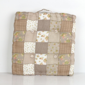 Podsedák na stoličku hnedý patchwork 45x45cm