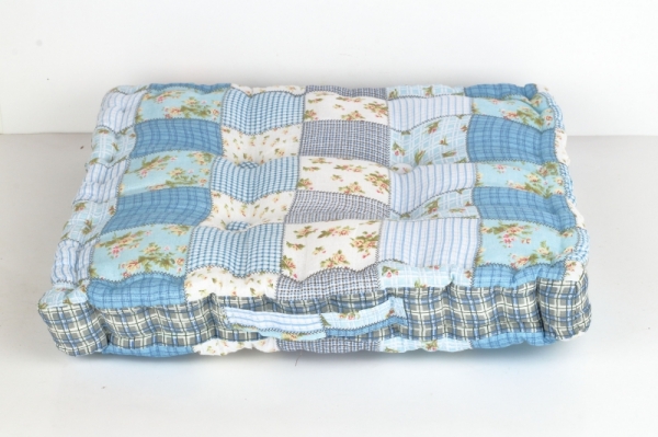 Podsedák na stoličku modrý patchwork 45x45cm