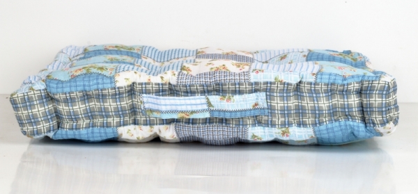 Podsedák na stoličku modrý patchwork 45x45cm