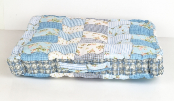 Podsedák na stoličku modrý patchwork 45x45cm