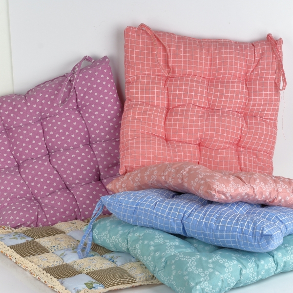 Podsedák na stoličku ružový 40x40cm