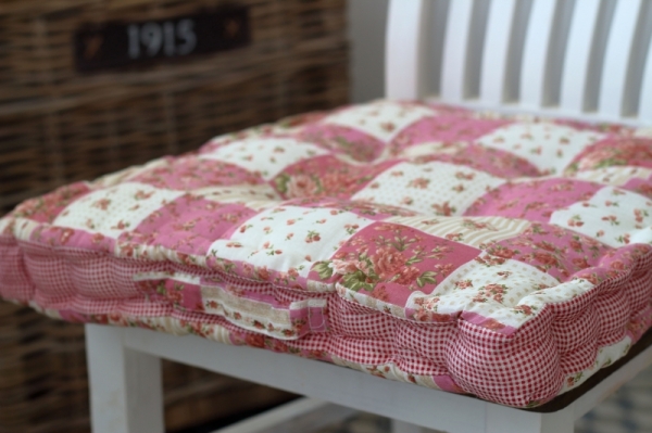 Podsedáky na stoličky - Patchwork Romance 45x45cm