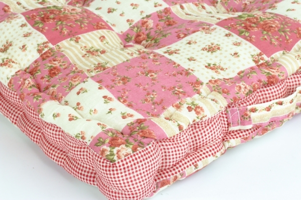 Podsedáky na stoličky - Patchwork Romance 45x45cm