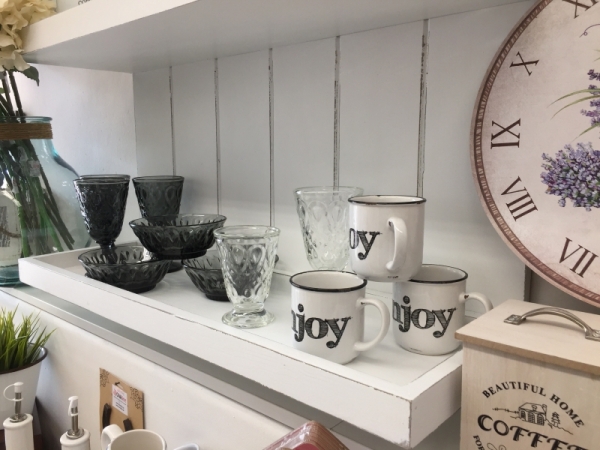 Polica do kuchyne biela 76x120x25cm - VYŘAZENO