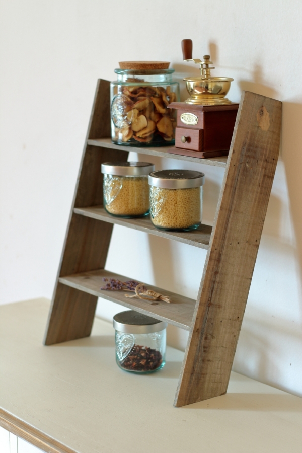 Polička do kuchyne 40×50×10cm