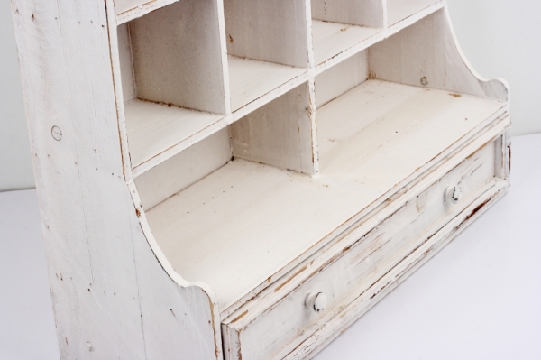 Polička drevená 65x58x19cm