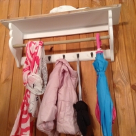 Polička - vyradené do výpredaja