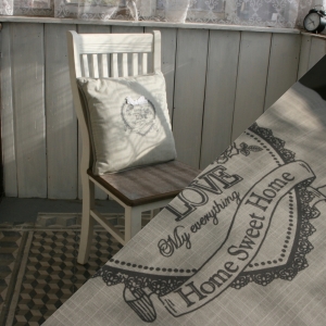 Vankúš s výplňou Home sweet home 40x40cm