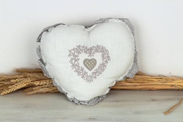 Vankúš s výplňou srdca 33x33cm