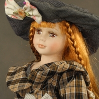 Porcelánová bábika Amálka