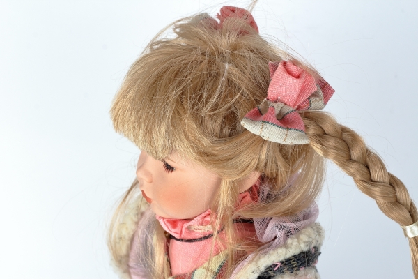 Porcelánová bábika Beáta 42cm