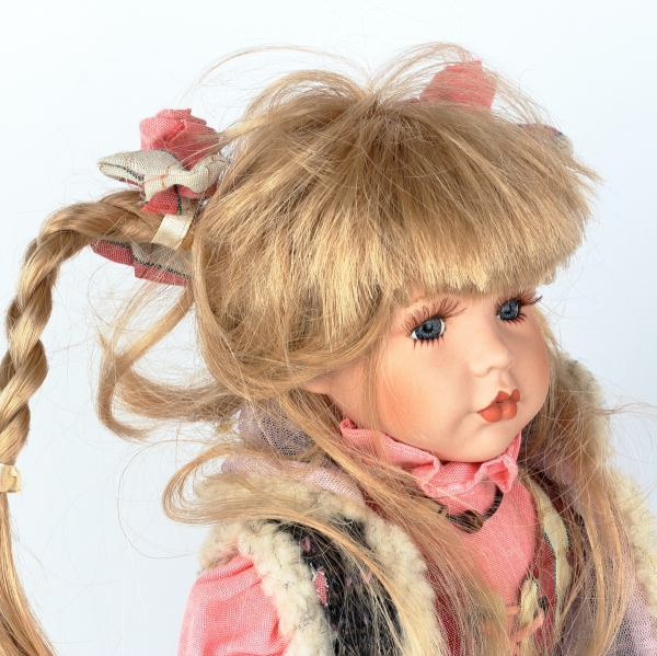 Porcelánová bábika Beáta 42cm