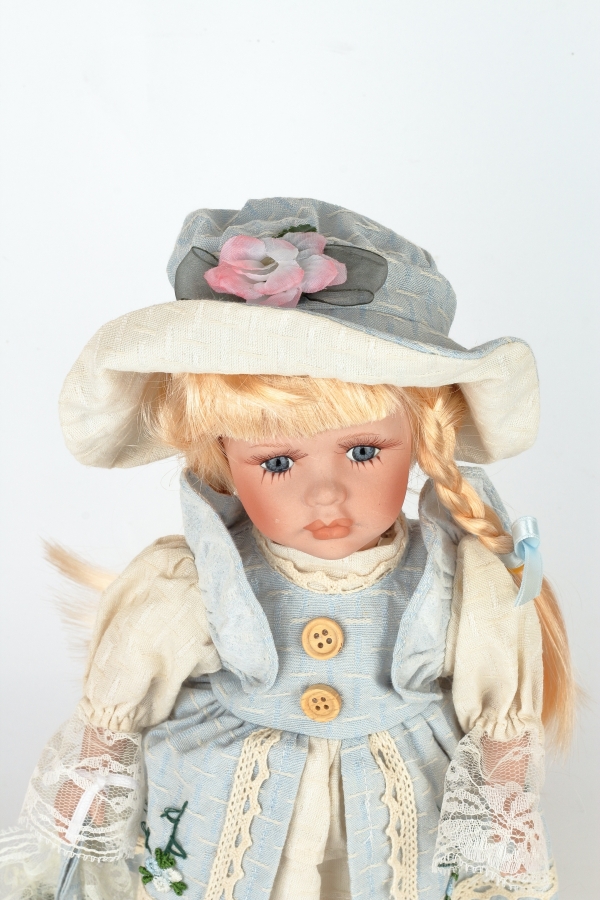 Porcelánová bábika Ema 30cm