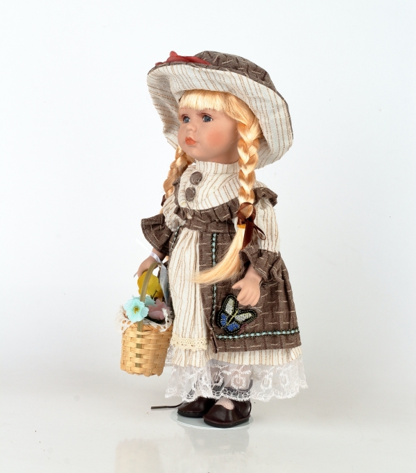 Porcelánová bábika Erika 30cm