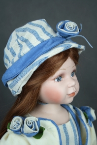 Porcelánová bábika Estelle 62cm