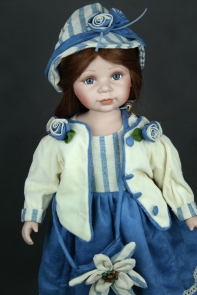 Porcelánová bábika Estelle 62cm