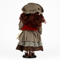 Porcelánová bábika hnedovláska s vestičkou 42cm